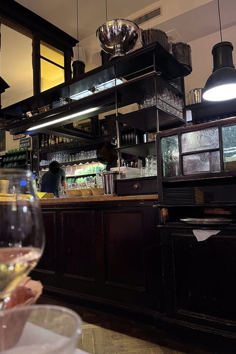 Bar im Restaurant Orphée in Regensburg