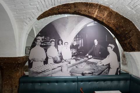 Café Konditorei Fürst in Salzburg Bild im Gastraum