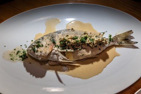 Fisch im Ganzen Fisch Zijavica Restaurant Moscenicka Draga
