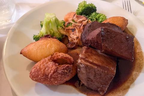 Geschmortes Rindfleisch im Restaurant Orphée in Regensburg